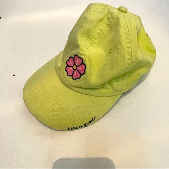 4 for $20 Life Is Good Daisy Logo Chill Cap Childs Hat Chartreuse Green M/L - Picture 1 of 8